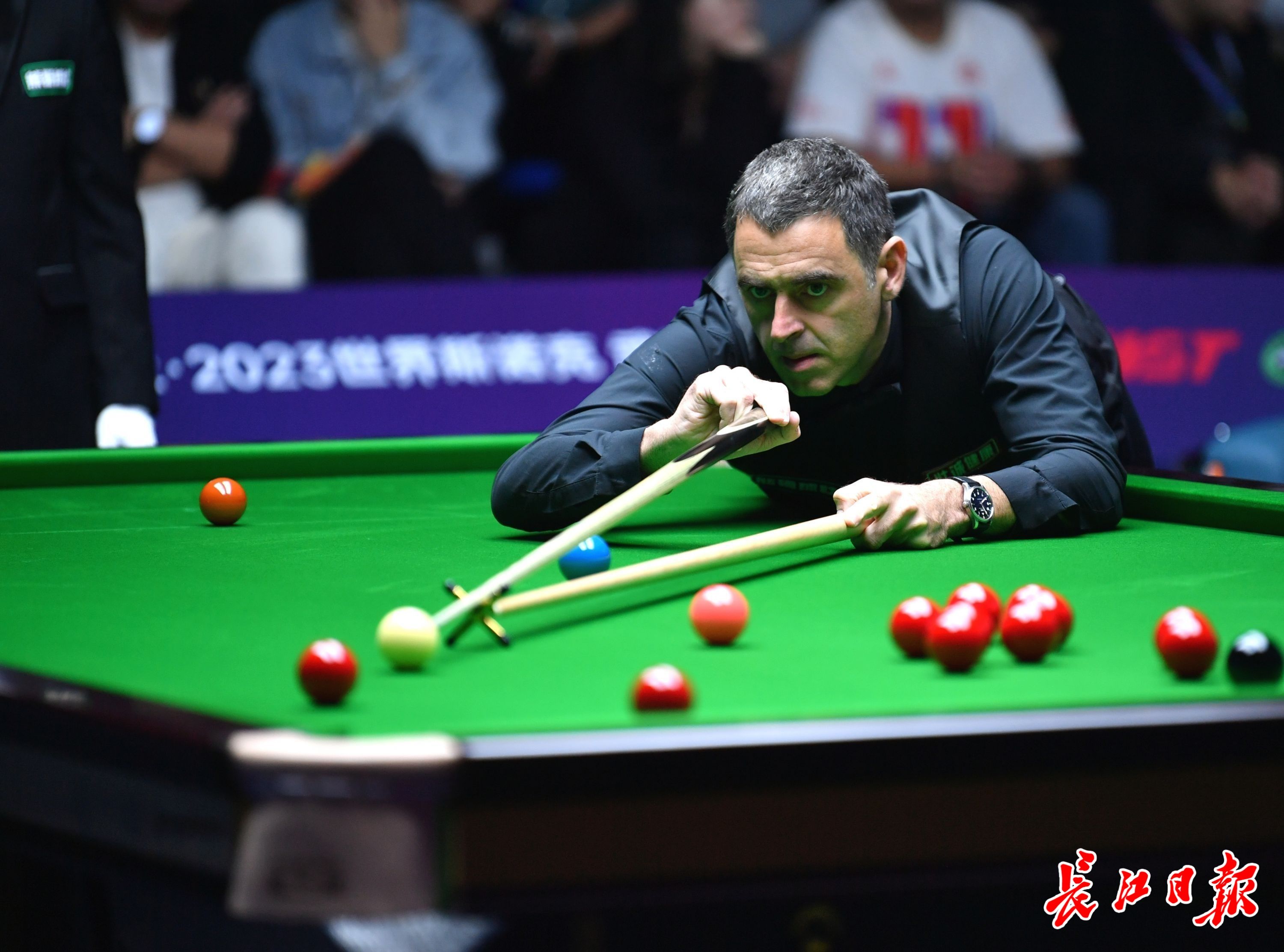 心无旁骛地 心无旁骛地